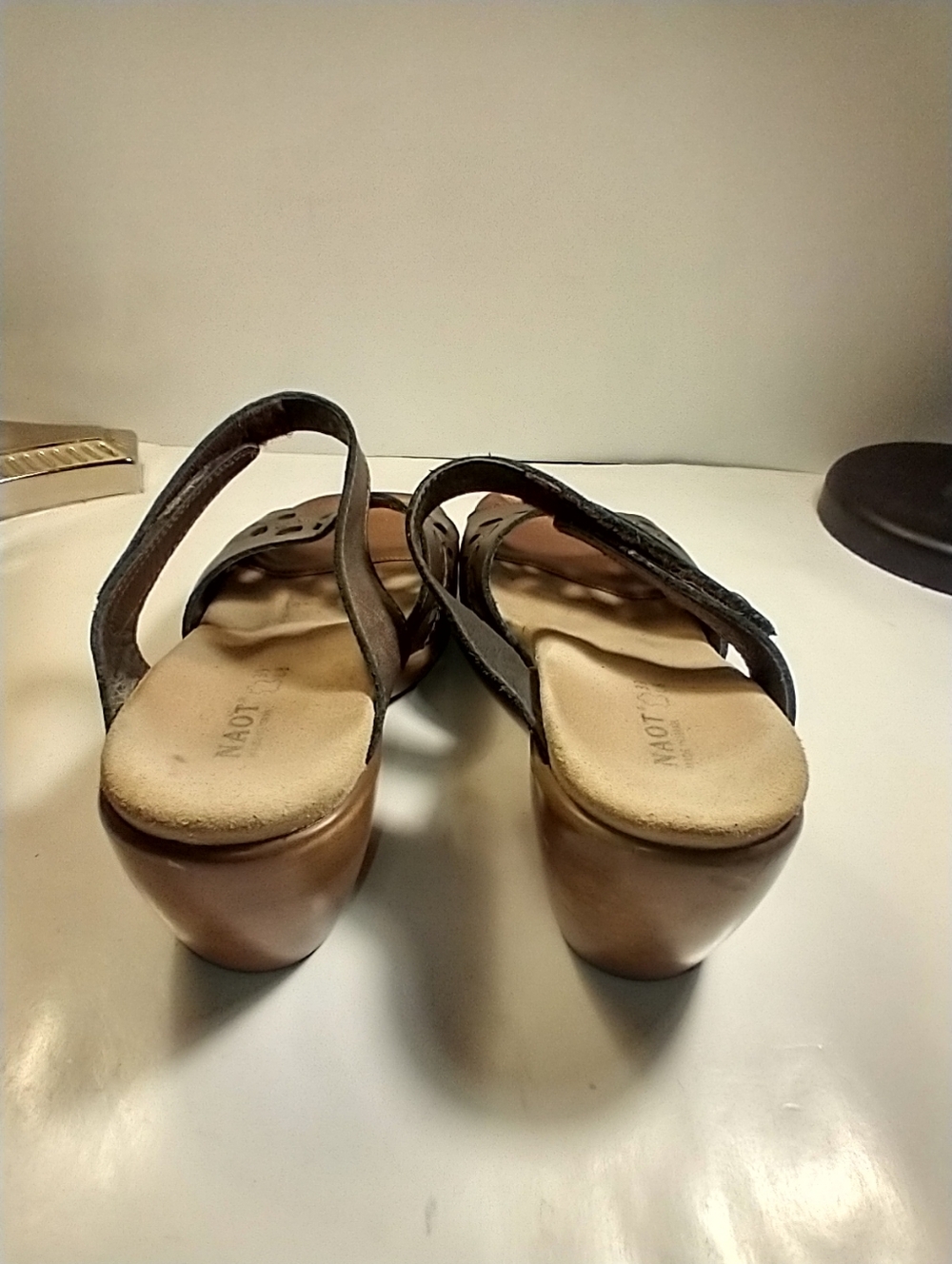 Naot Casual Slip On Two Strap Wedge Slide Sandals Women's sz 8(39). - Picture 5 of 12